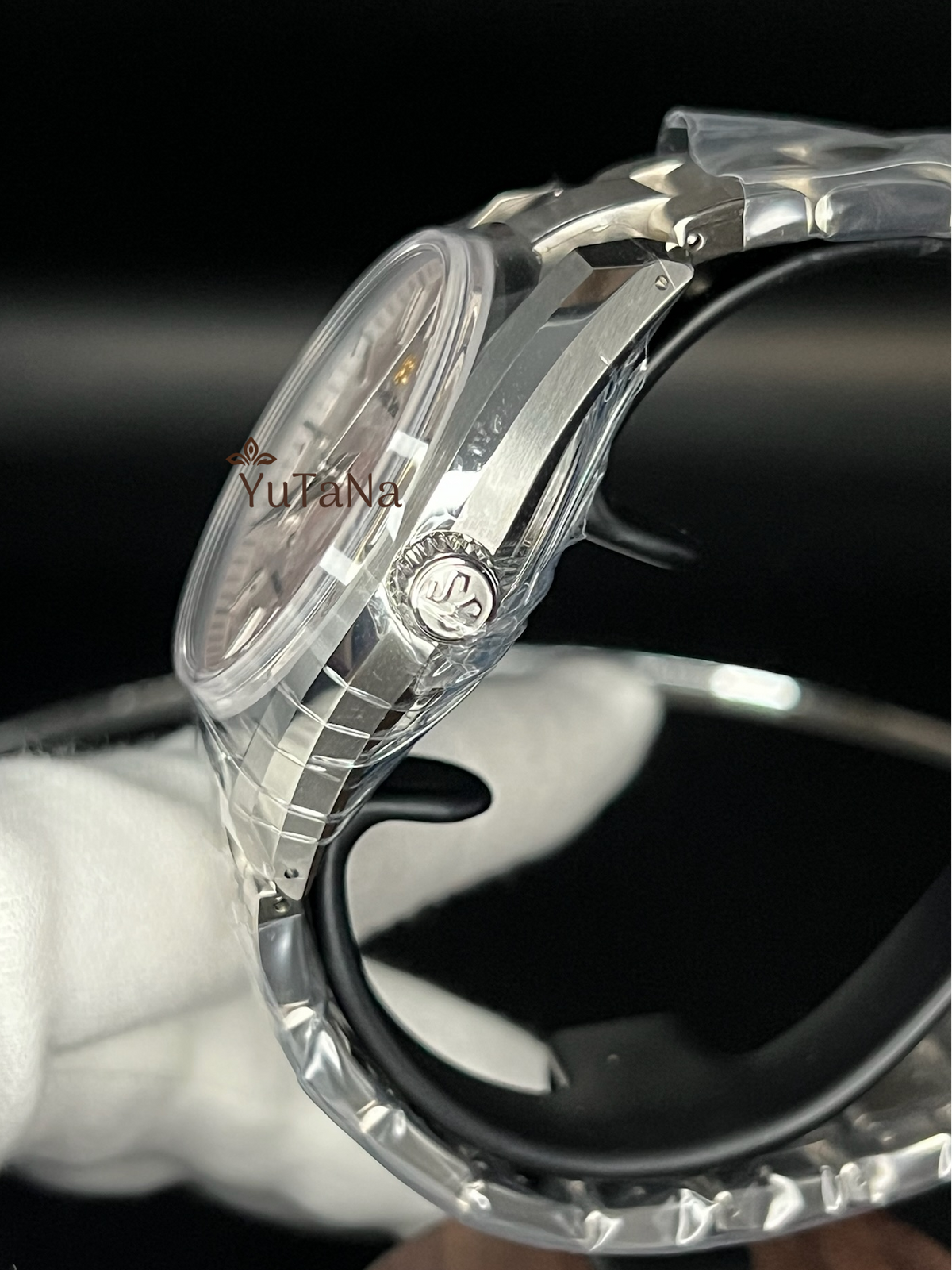 Grand Seiko Shunbun SBGA443 — Authentic New Unworn Full Set with Warranty