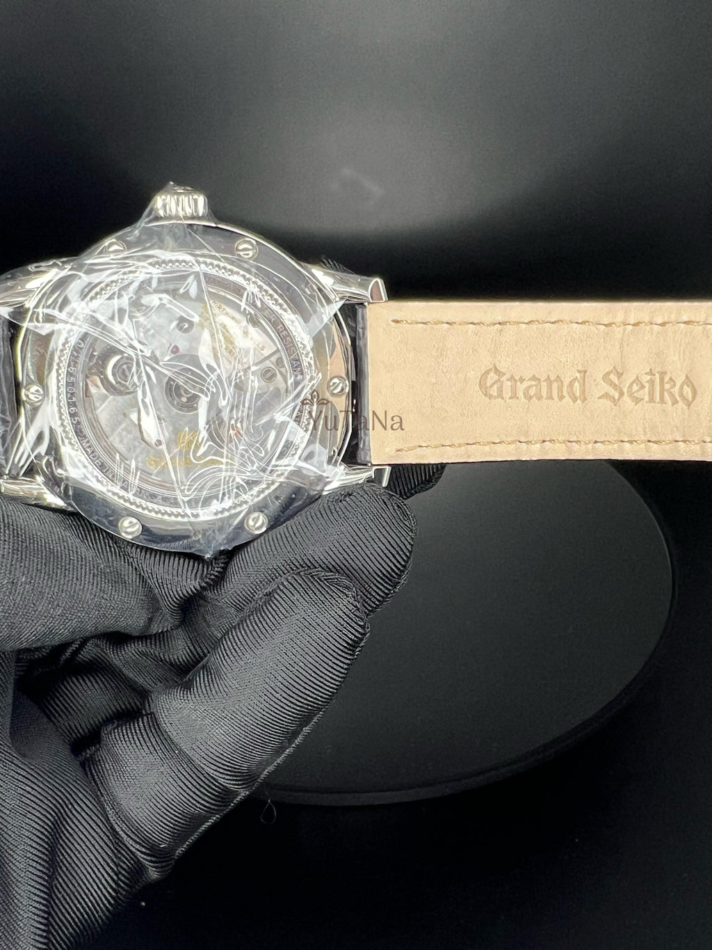 Grand Seiko SBGM255 (Snowdrop) — Authentic New Unworn Full Set with Warranty (Dated July 2026)
