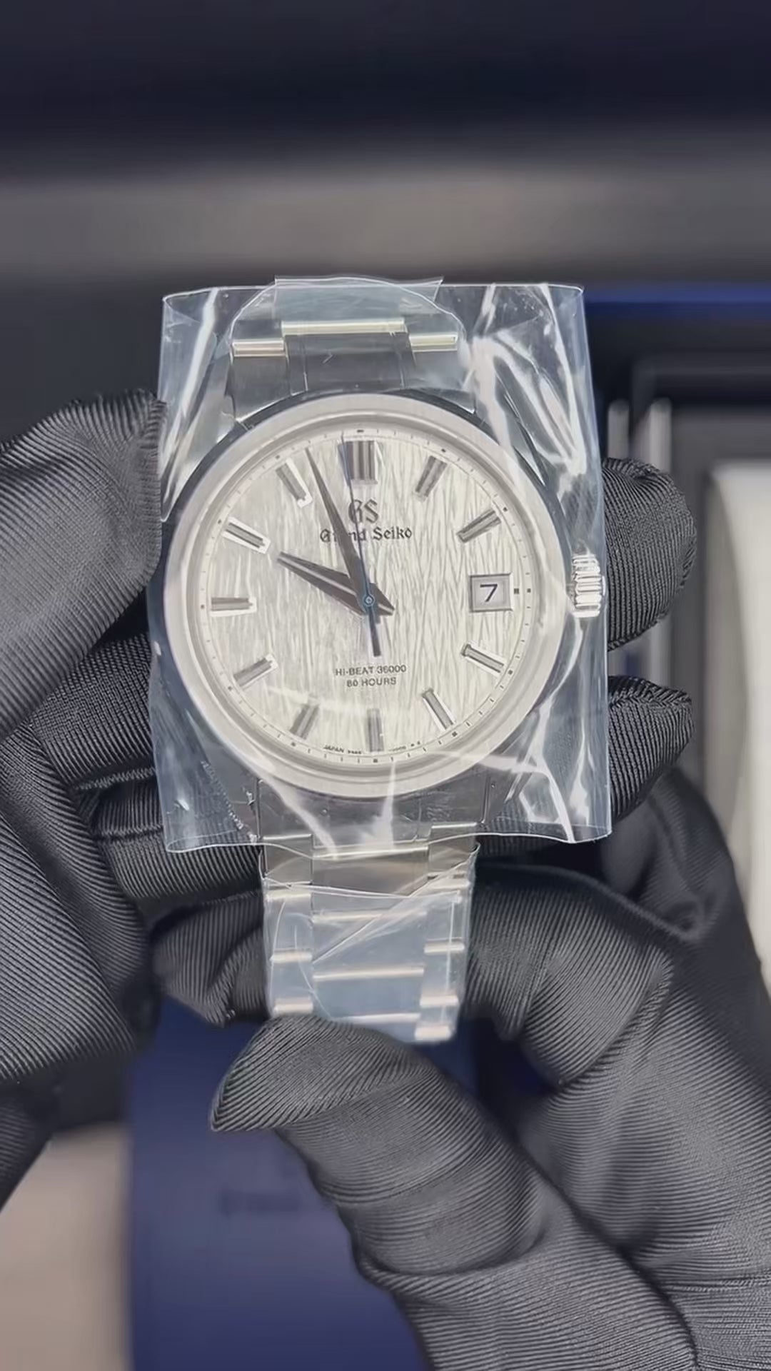 Grand Seiko White Birch SLGH005 — Authentic New Unworn Full Set with Warranty