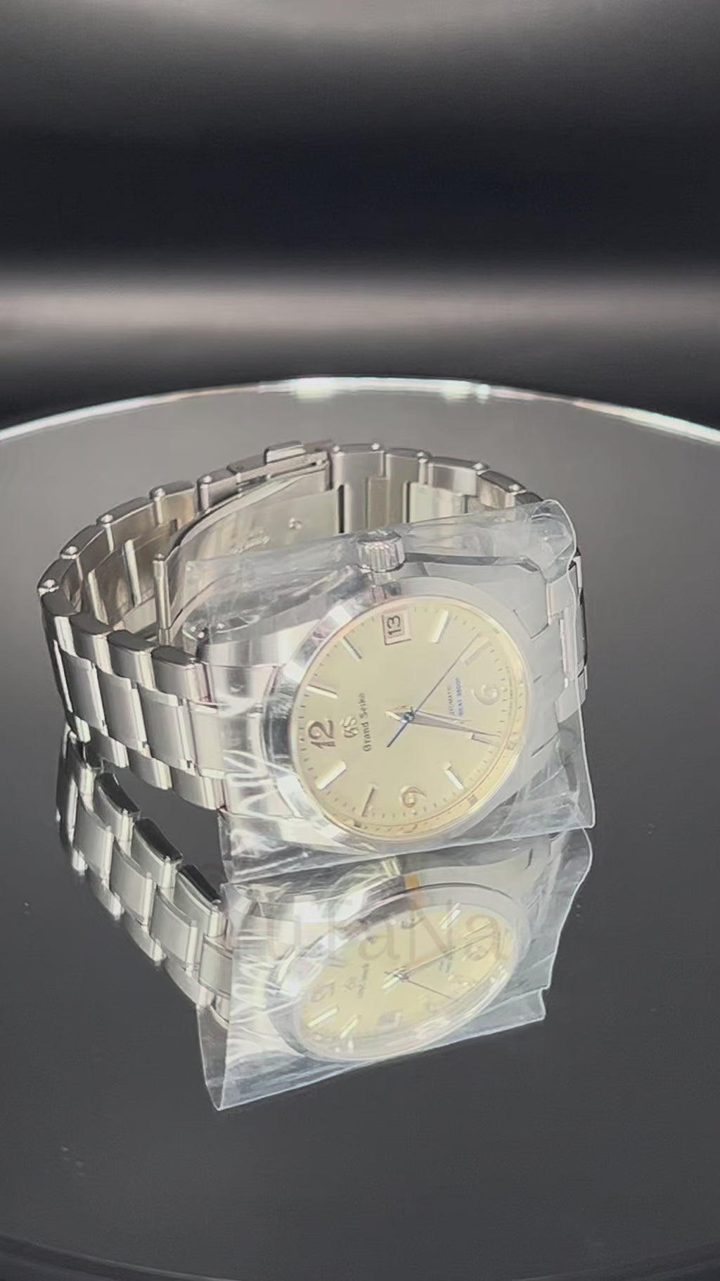 Grand Seiko SBGH241 — Authentic New Unworn Full Set with Warranty (Dated July 2026)